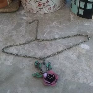 Vintage Flower & Leaf Pendant Necklace